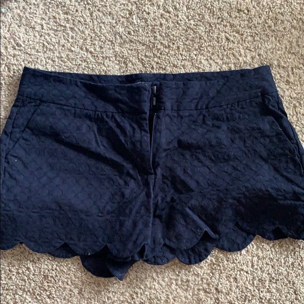 Crown & Ivy scalloped shorts